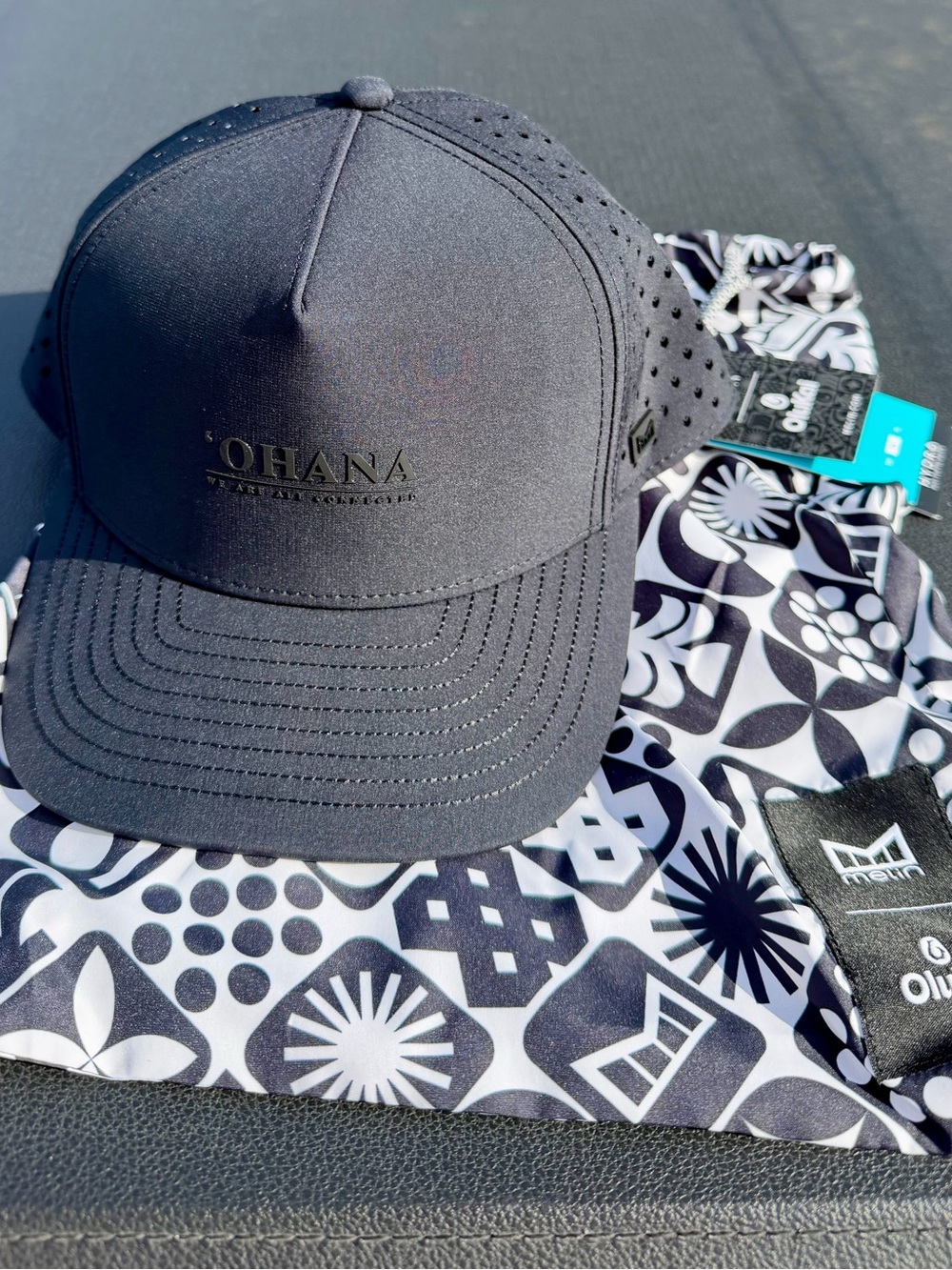 RARE Melin Brand Black 'Ohana' Olukai hat
